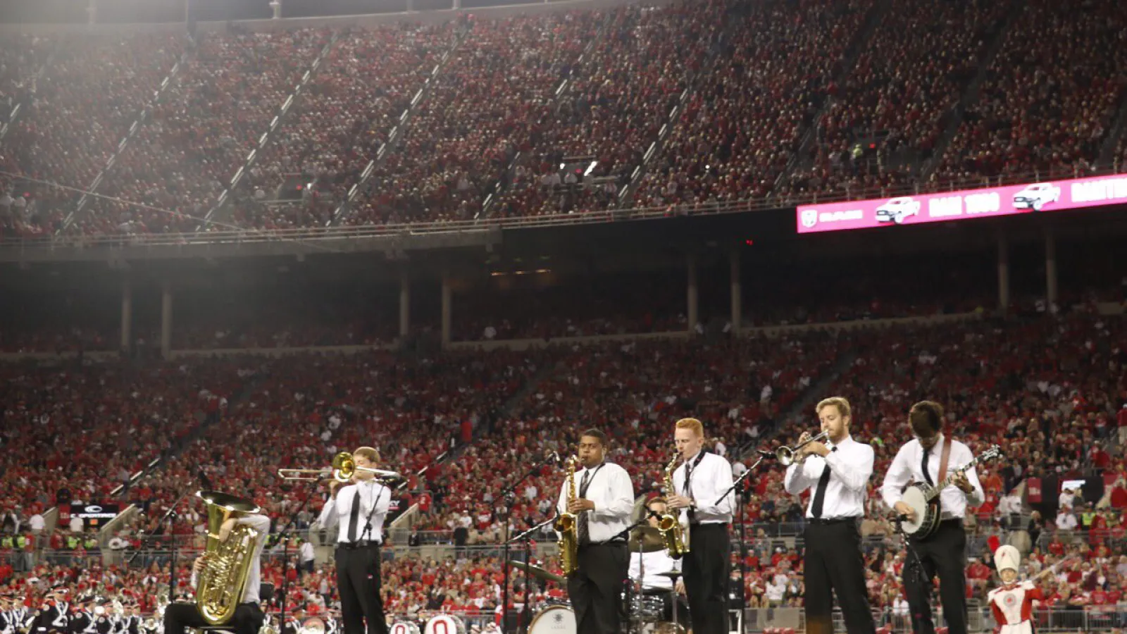Jazz musicians perform with TBDBITL at halftime