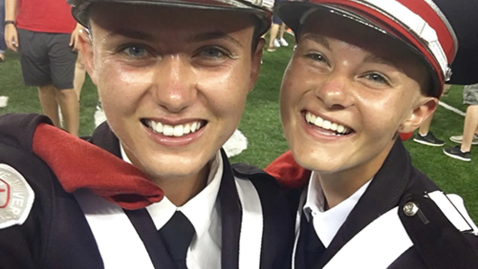 photo of Kayla and Abby Duncan