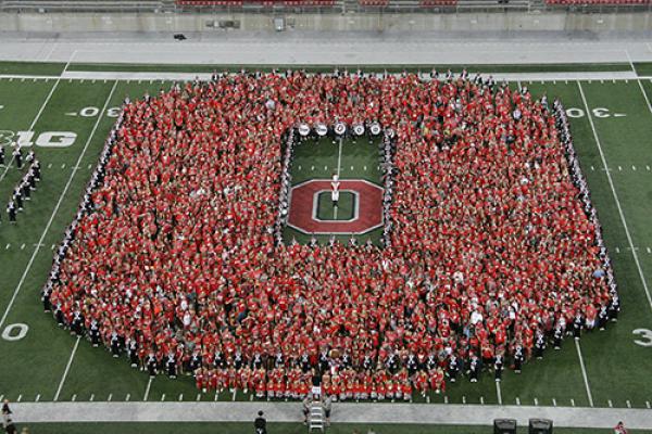 Fans form a Block O during the 2018 Buckeye Kickoff