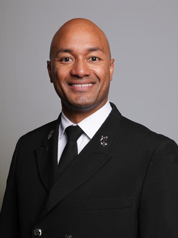 Uiliami Fihaki Headshot